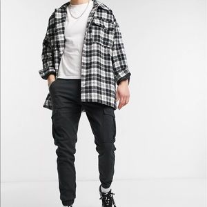 Jack & Jones cargo pants with cuff in black